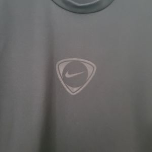 2/$40 Nike Thermafit Training Pullover L Sweatshirt Mock TN Black/GrayEUC